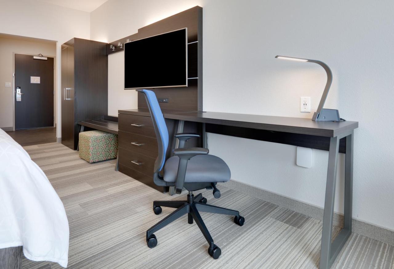 Holiday Inn Express - Kermit By Ihg Εξωτερικό φωτογραφία