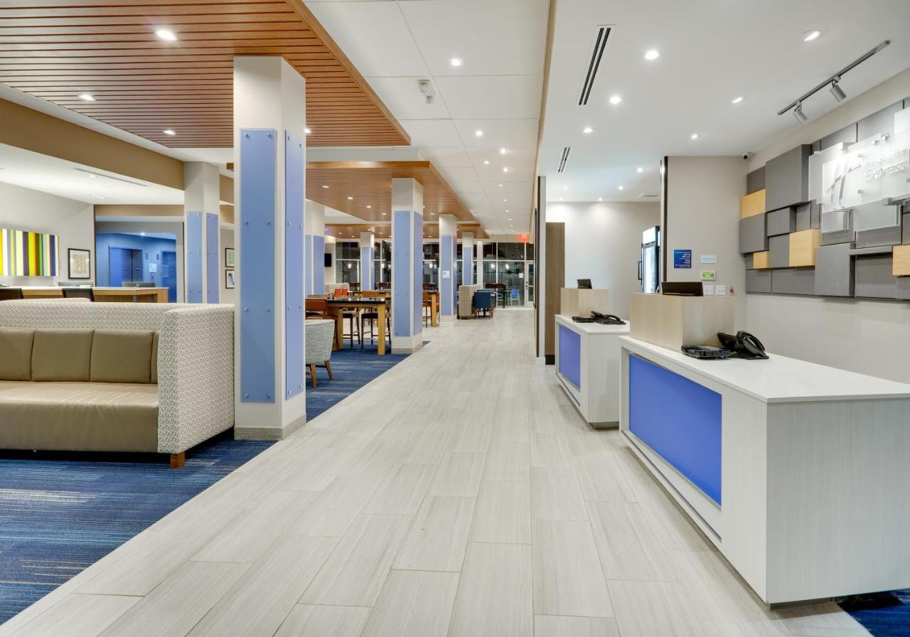 Holiday Inn Express - Kermit By Ihg Εξωτερικό φωτογραφία