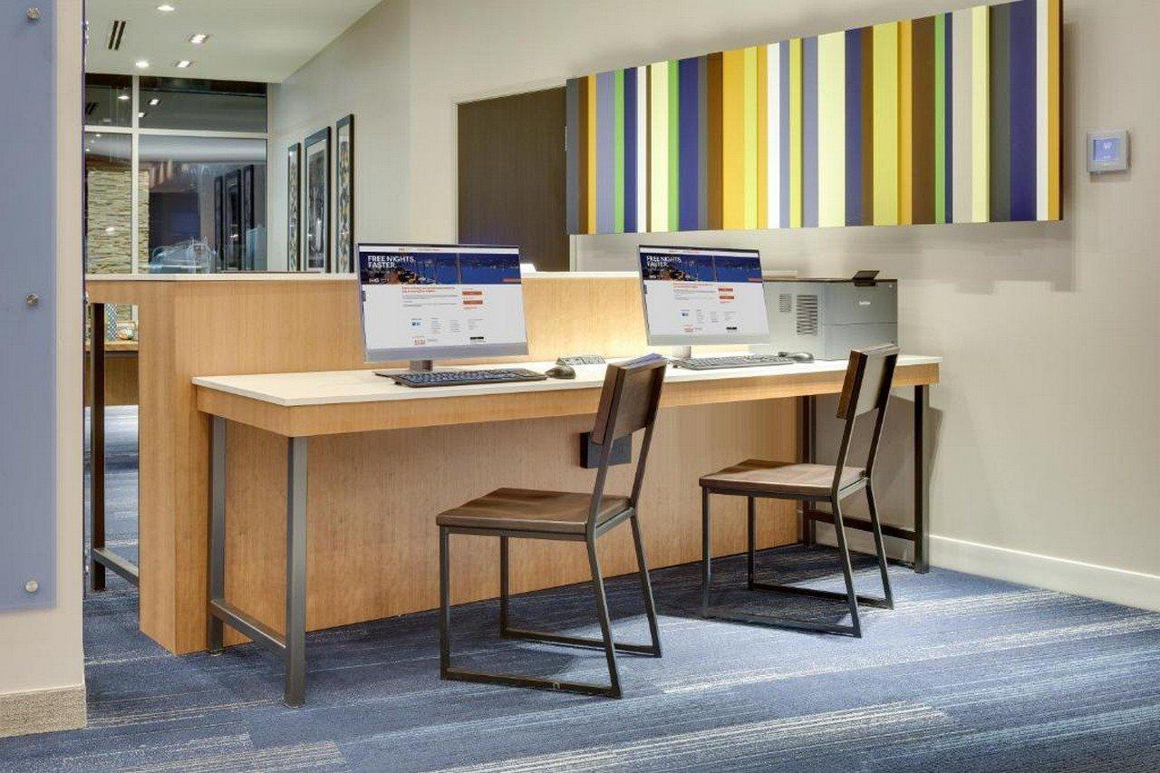 Holiday Inn Express - Kermit By Ihg Εξωτερικό φωτογραφία